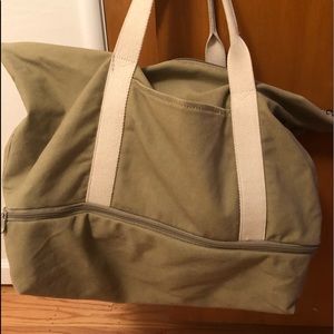 Lo and Sons Catalina Weekender